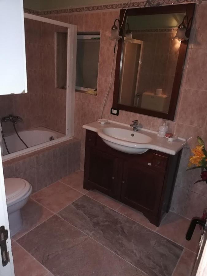 La Casa In Campagna Di Ottavia Alezio Exterior foto